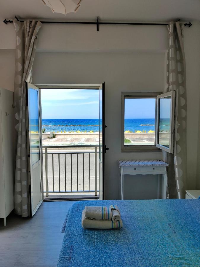 Blue Room Termoli Eksteriør bilde